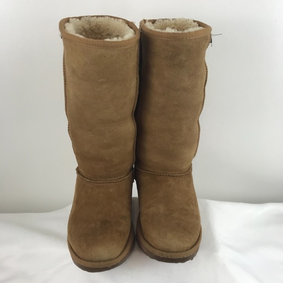 EMU Australia Sheepskin Boots - Picture 5 of 8